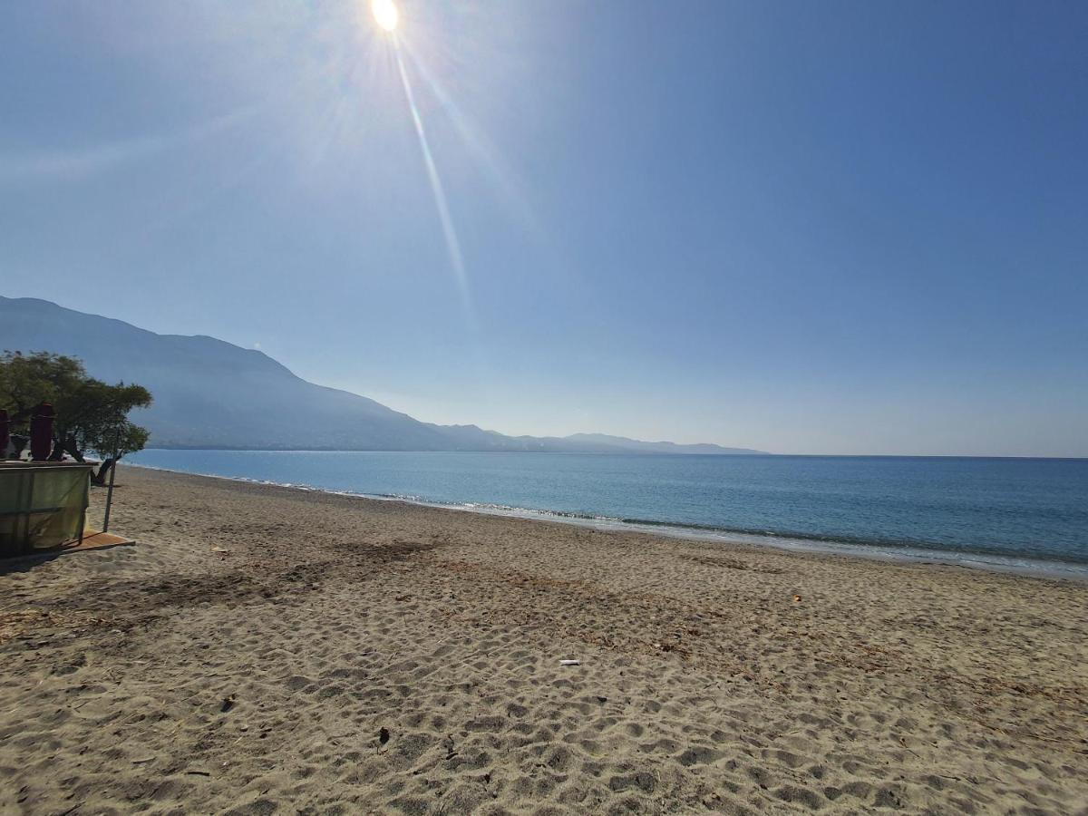 קלמאטה Seaside Beach Apartment מראה חיצוני תמונה